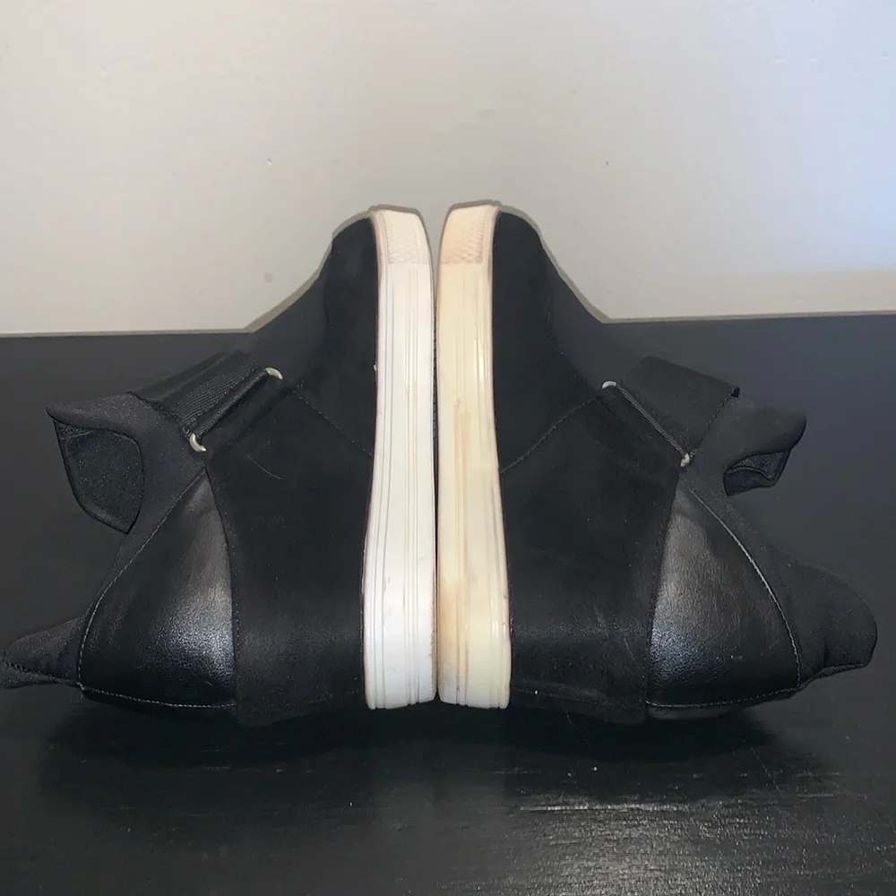 Nicole Miller before cleaned